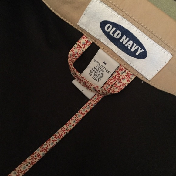 Old Navy Trench Coat ! β HP β - Picture 2 of 5